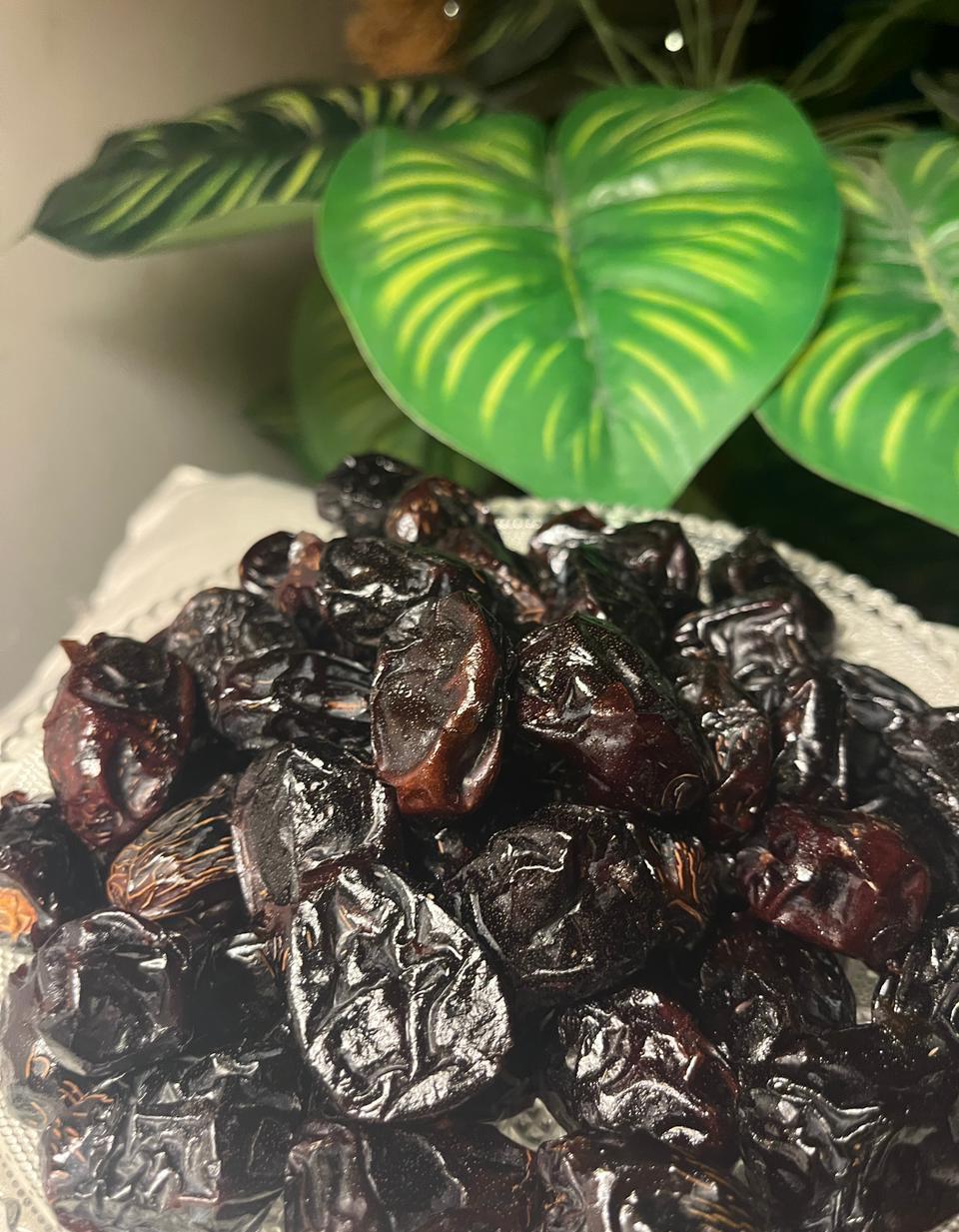 Madinah Ajwa Dates (medium quality) | 500 grams | half kg | khajoor | Asquare dates